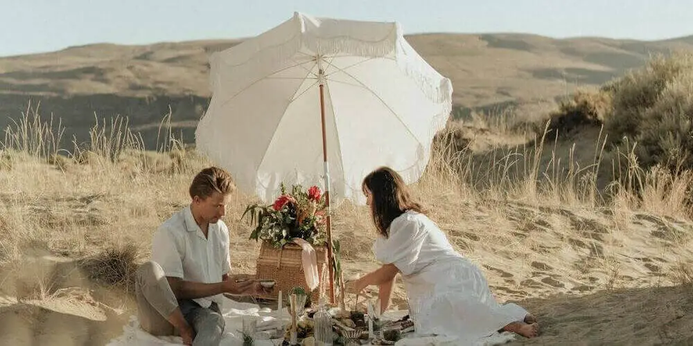 How to Plan a Romantic Picnic on a Budget